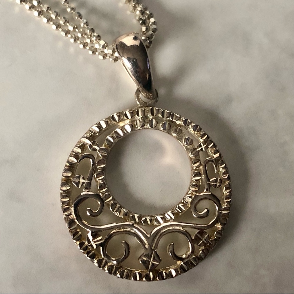 JCM Vintage Sterling Silver 925 Triple Strand Chain with Sterling Silver Pendant